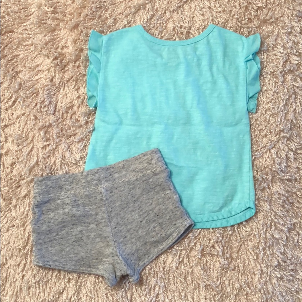 Shirt/short Set - Picture 2 of 6